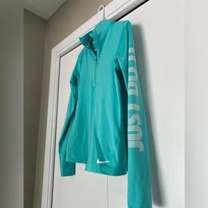 Women’s Nike Aqua / Green Half Zip Long Sleeve Size Medium